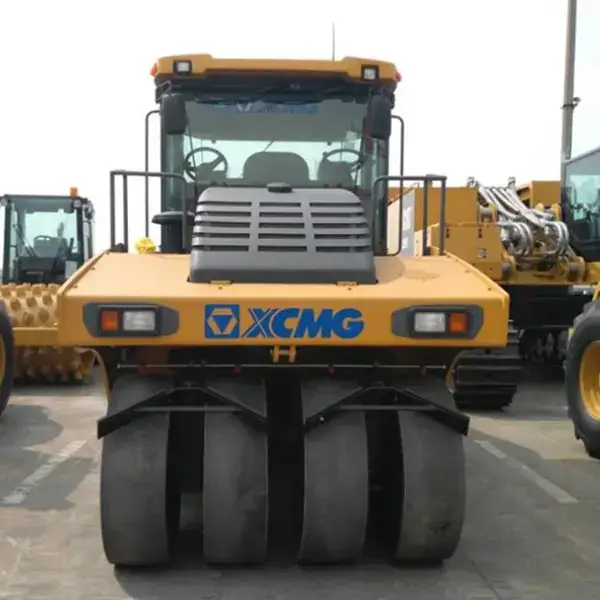 XP303 XCMG pneumatic tire road roller 30ton